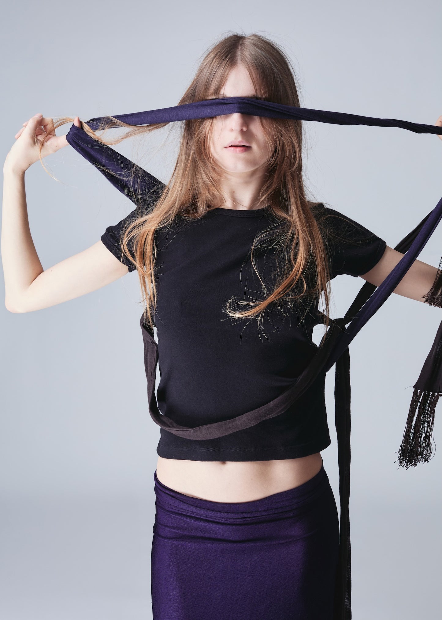 Romance T — Navy Black Brown